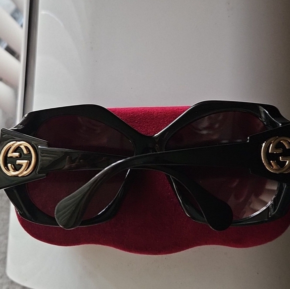 Gucci women's square/ rectangular sunglasses - Picture 6 of 10